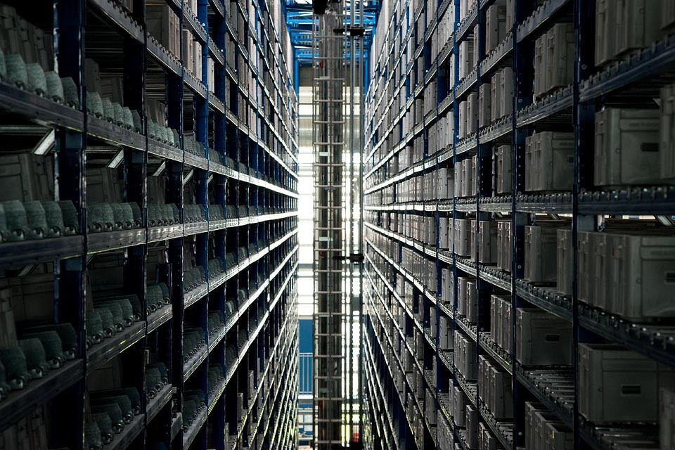 0458_019